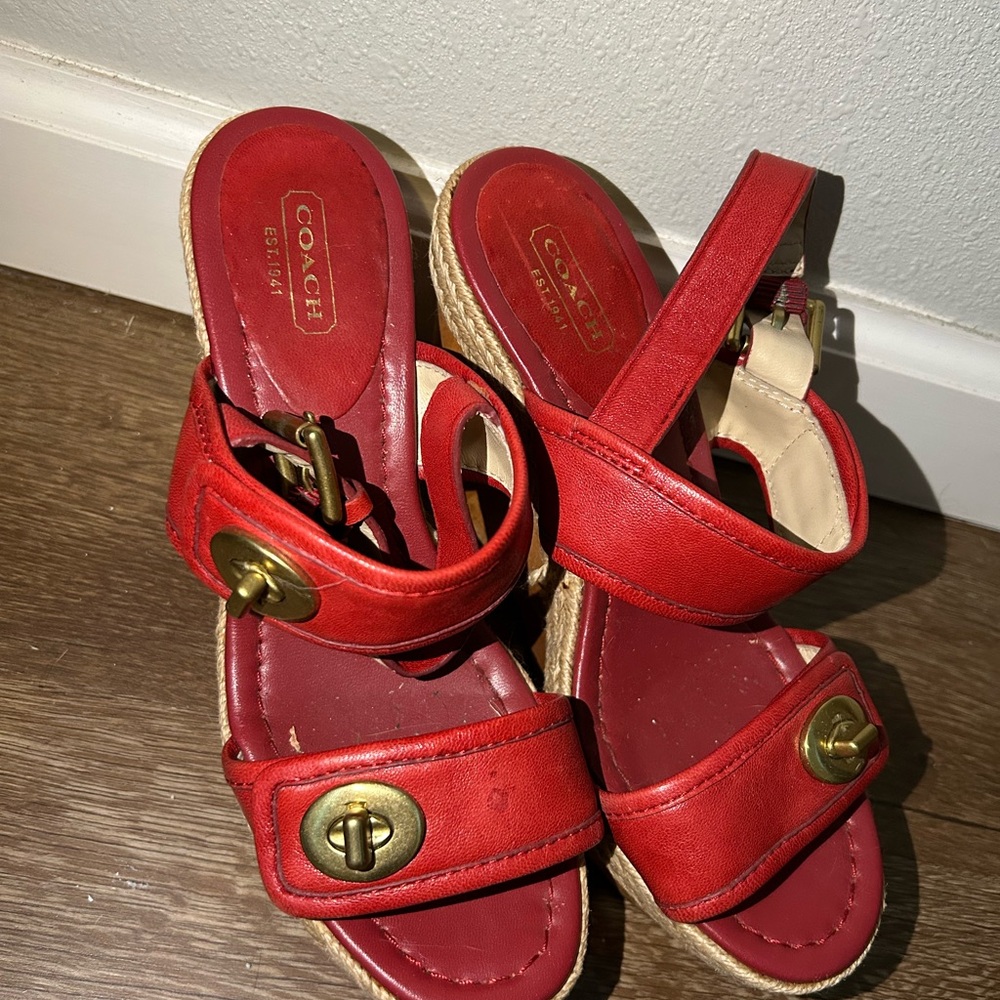 Coach hard wedge heels (RED)